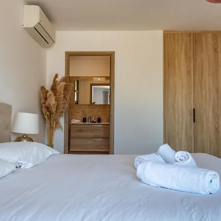 Casa Di Sole Di Pinarello Villa